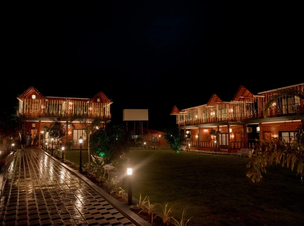 Signature  AC Cottages (Garden view)