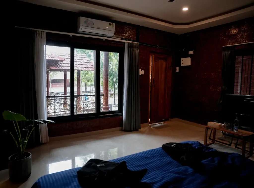 Signature  AC Cottages (pool view)